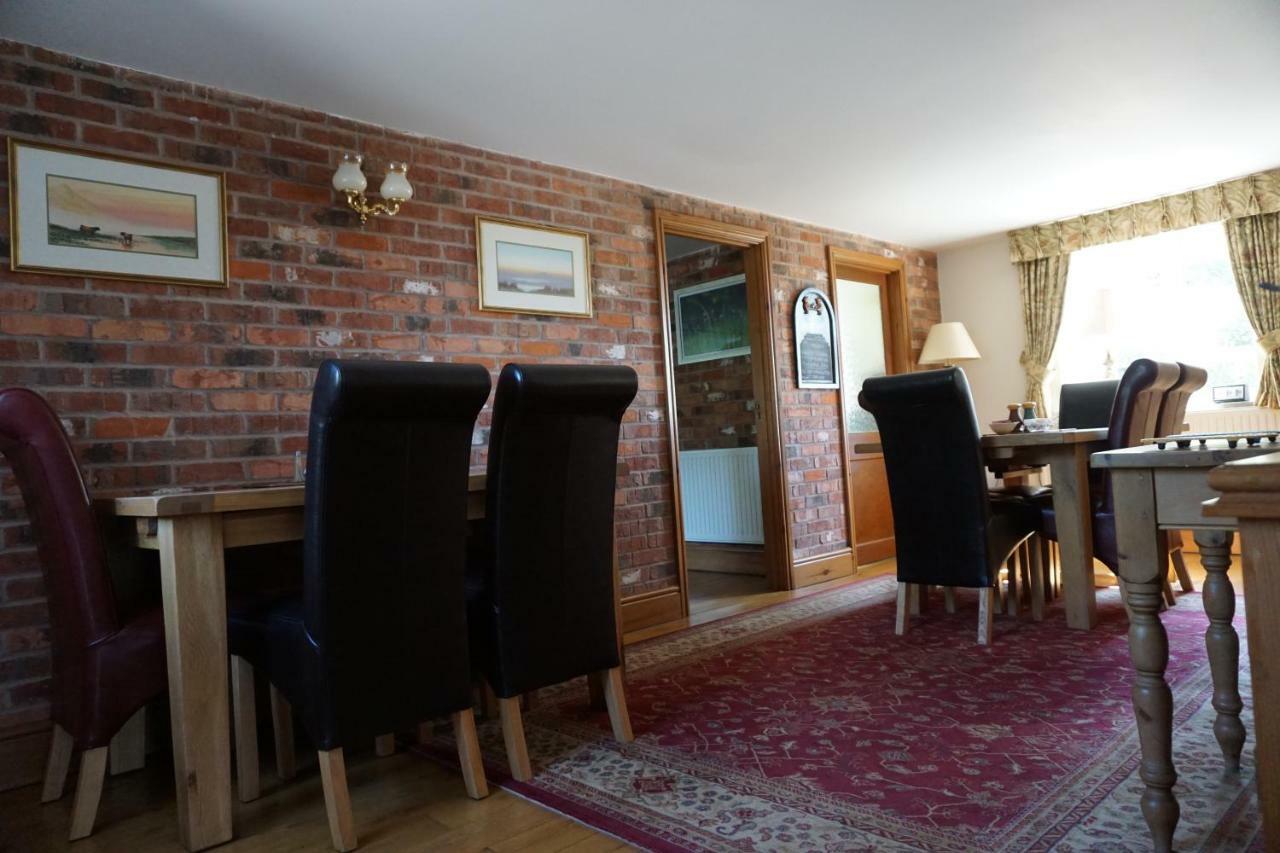 Chapel Croft Guest House Biddulph  Esterno foto